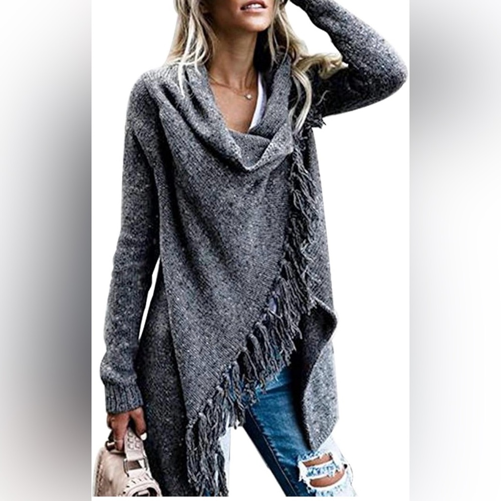 Women’s tassel cardigan